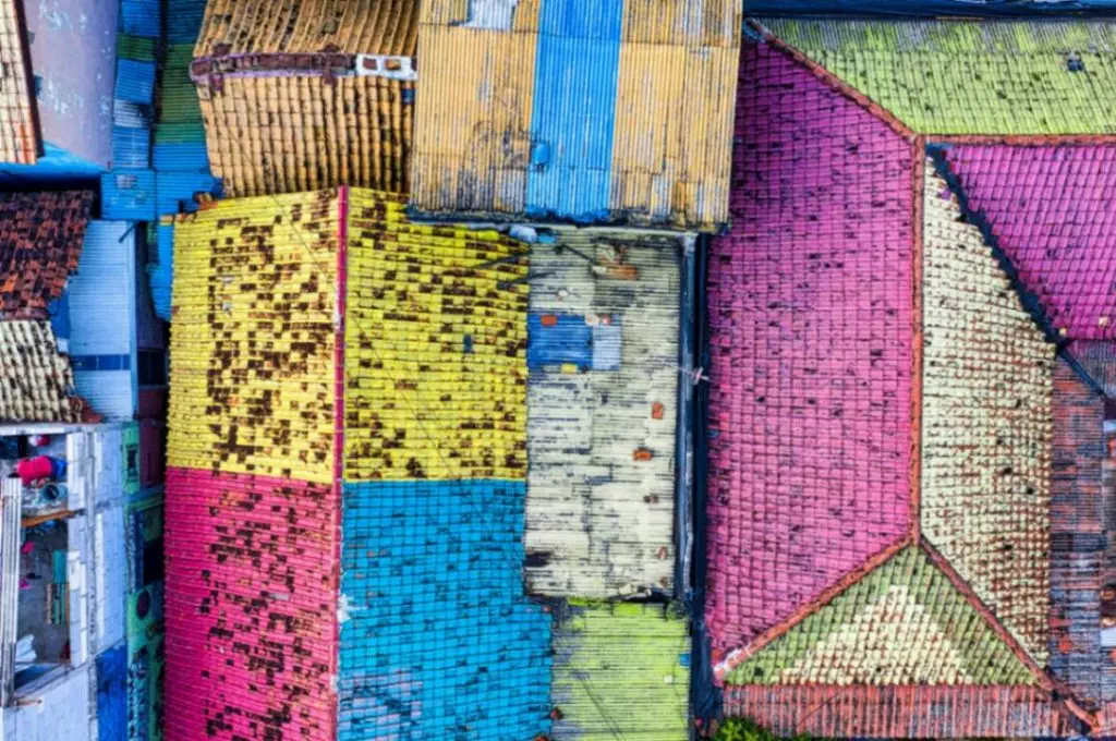 Roof colour affects heat retention in UK